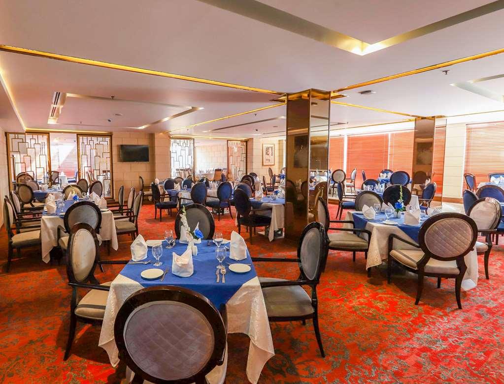 Best Western Premier Islamabad Hotell Restaurang bild