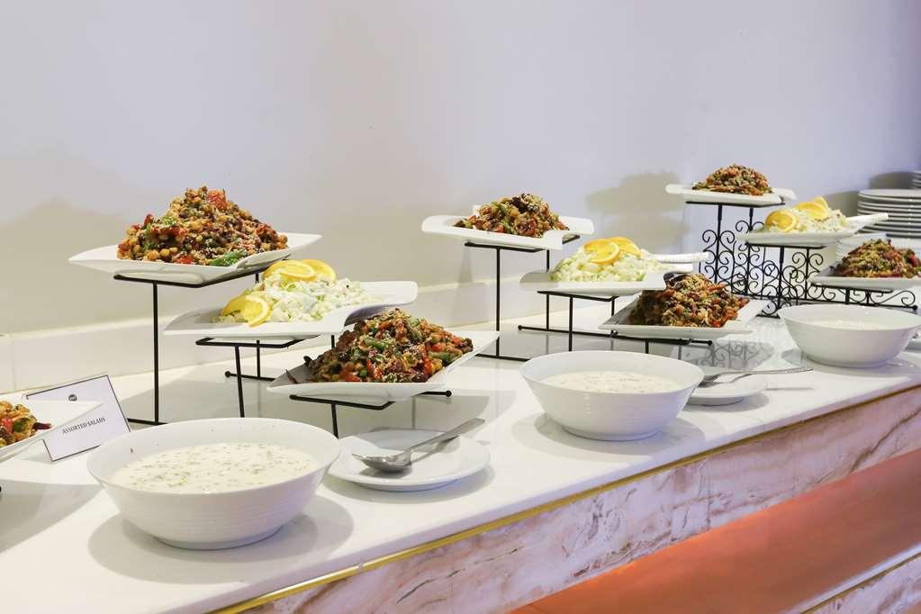 Best Western Premier Islamabad Restaurang bild